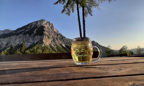 Getränk mit Mittagskogel